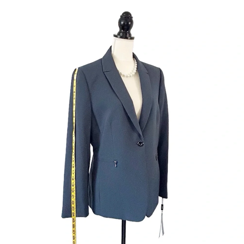 Tahari ASL Women's Blue Pantsuit - Picture 3 of 15